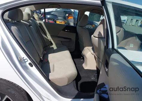 2016 Honda Accord Lx z USA, uszkodzony, nr VIN 1HGCR2F31GA084710